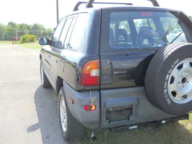 Toyota RAV4 1997 photo 4