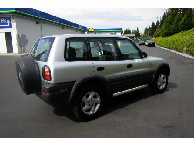 Toyota RAV4 1998 photo 2