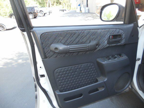 Toyota RAV4 1998 photo 8