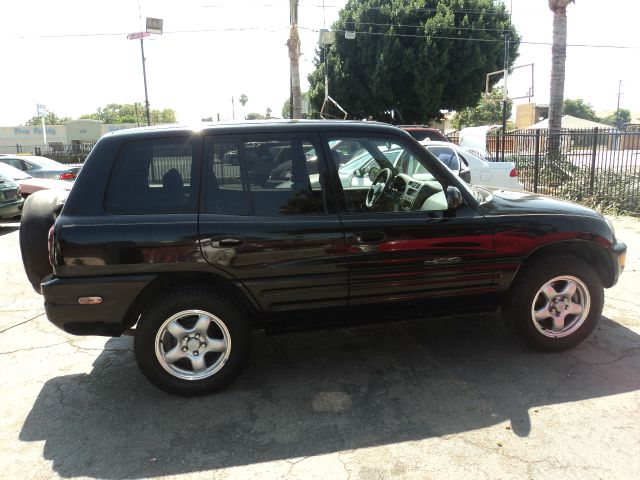 Toyota RAV4 1999 photo 3