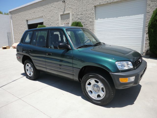 Toyota RAV4 1999 photo 2