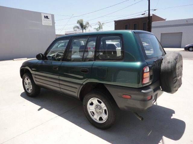 Toyota RAV4 1999 photo 3