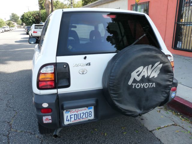Toyota RAV4 1999 photo 16