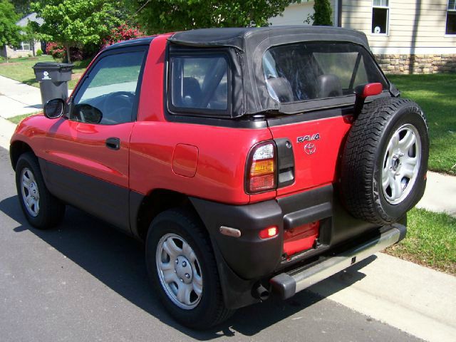 Toyota RAV4 1999 photo 1