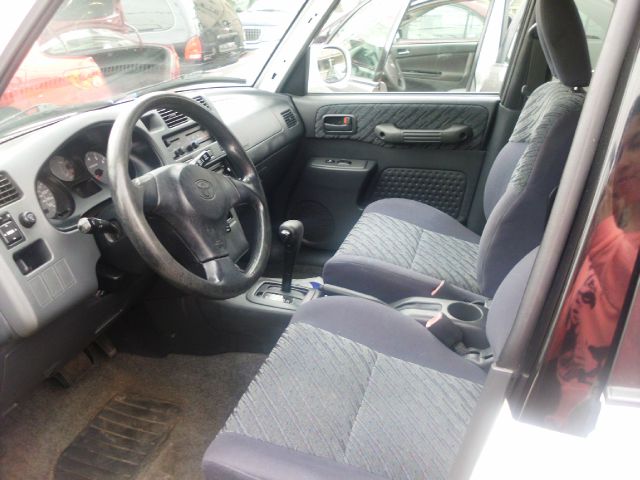 Toyota RAV4 1999 photo 2