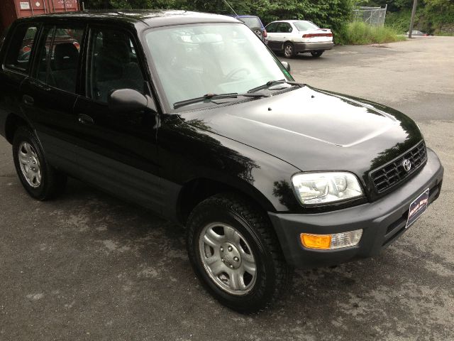 Toyota RAV4 1999 photo 2