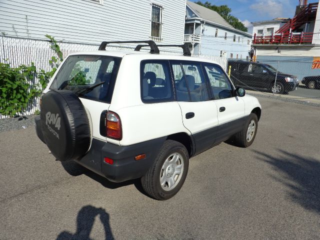 Toyota RAV4 1999 photo 1