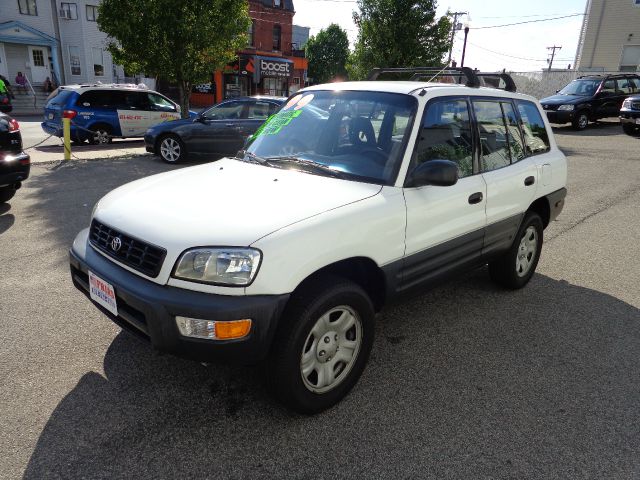 Toyota RAV4 1999 photo 3