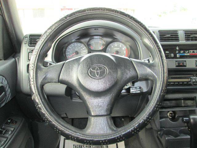 Toyota RAV4 2000 photo 10