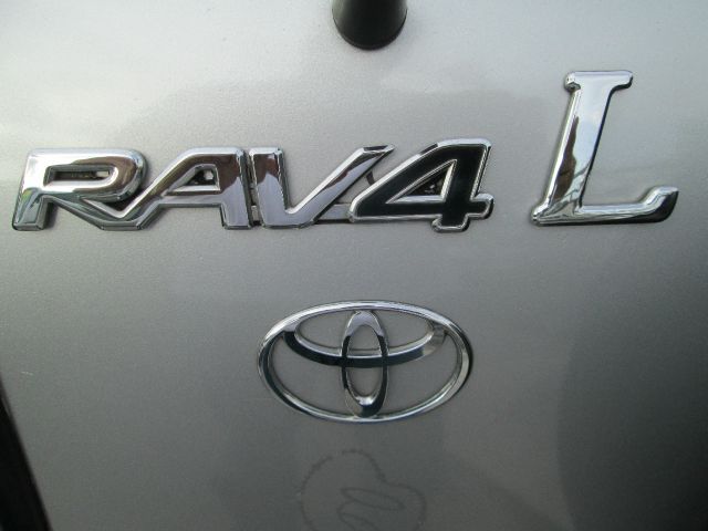 Toyota RAV4 2000 photo 46