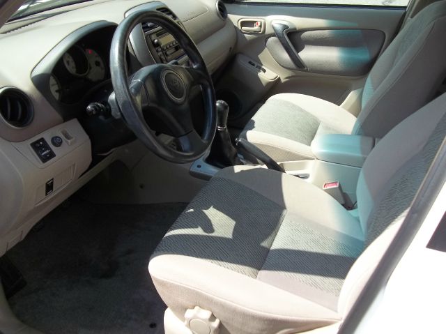 Toyota RAV4 2001 photo 3