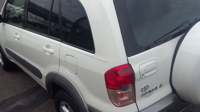 Toyota RAV4 2001 photo 1