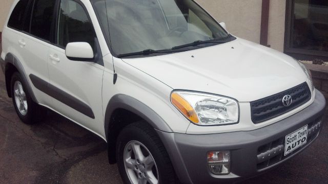 Toyota RAV4 2001 photo 2