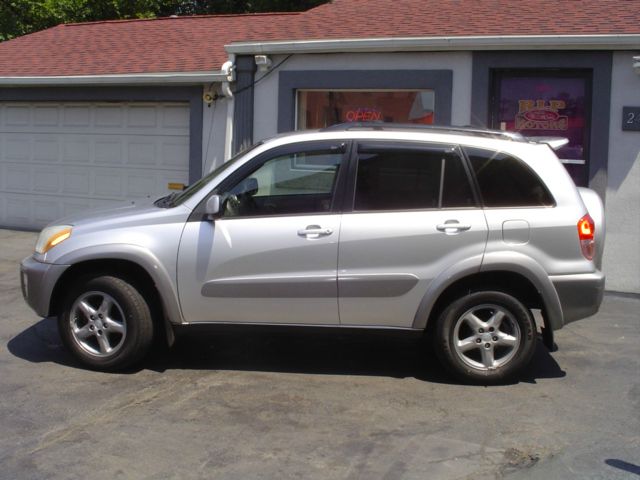 Toyota RAV4 2001 photo 2
