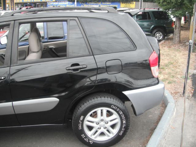 Toyota RAV4 2001 photo 4