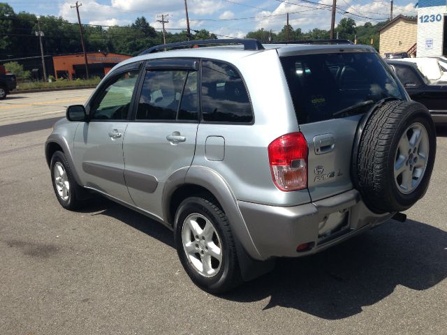 Toyota RAV4 2001 photo 2