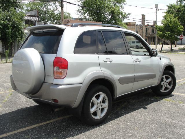 Toyota RAV4 2001 photo 3