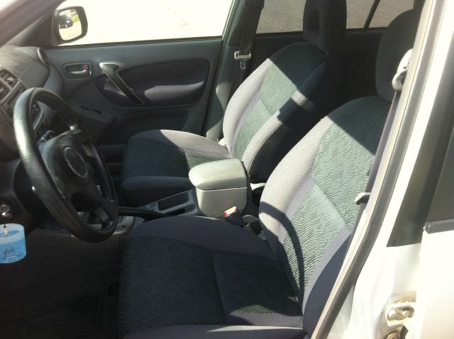 Toyota RAV4 2001 photo 3