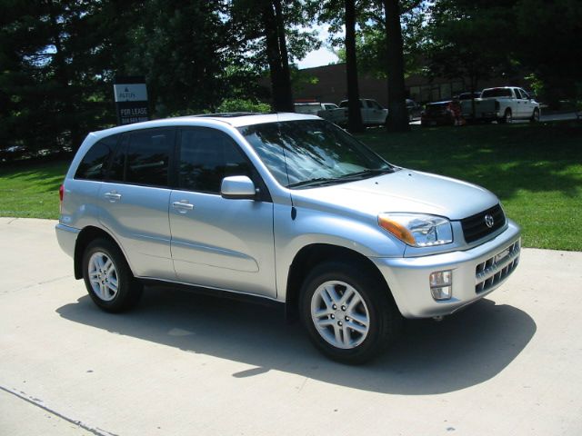 Toyota RAV4 2002 photo 2