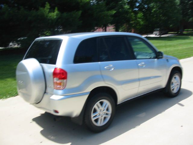 Toyota RAV4 2002 photo 4