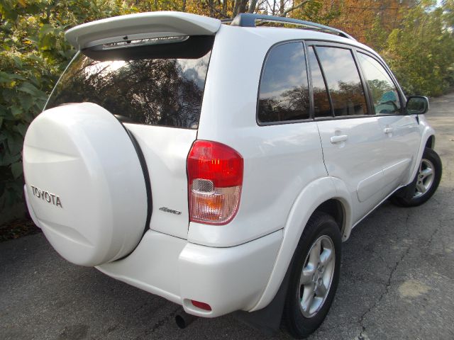 Toyota RAV4 2002 photo 2