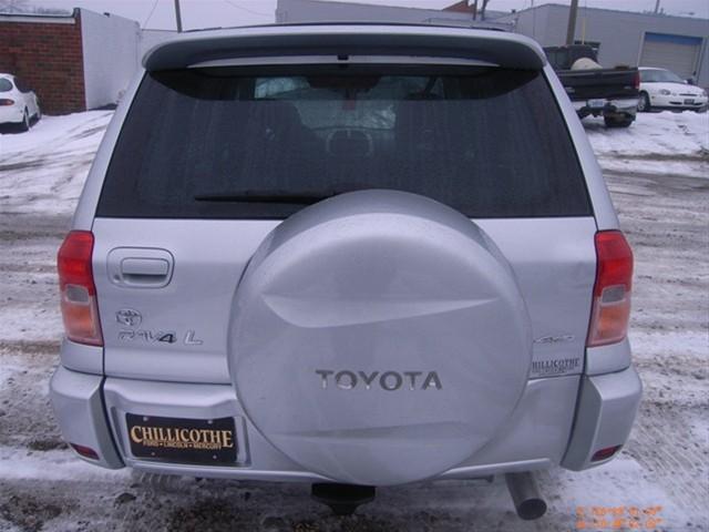 Toyota RAV4 2002 photo 2