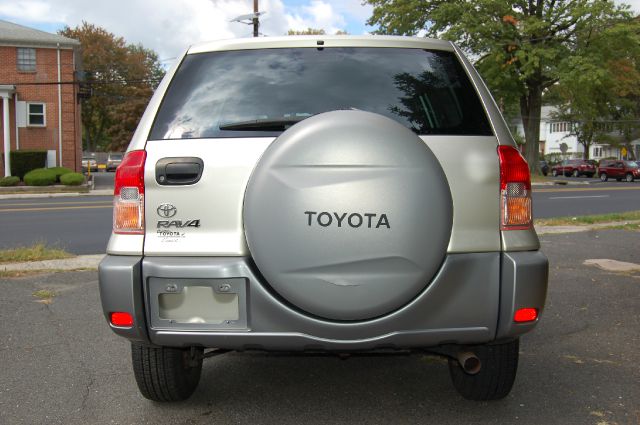 Toyota RAV4 4wd SUV