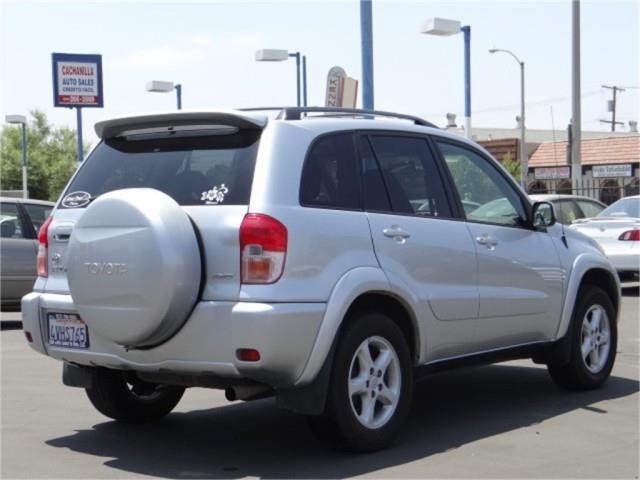 Toyota RAV4 2002 photo 3