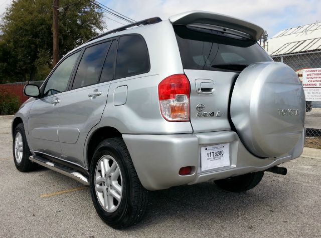 Toyota RAV4 2002 photo 2