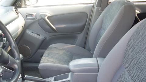 Toyota RAV4 2002 photo 1