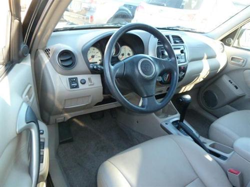 Toyota RAV4 2003 photo 1