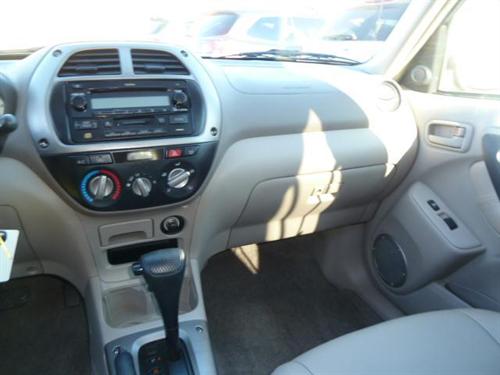 Toyota RAV4 2003 photo 4