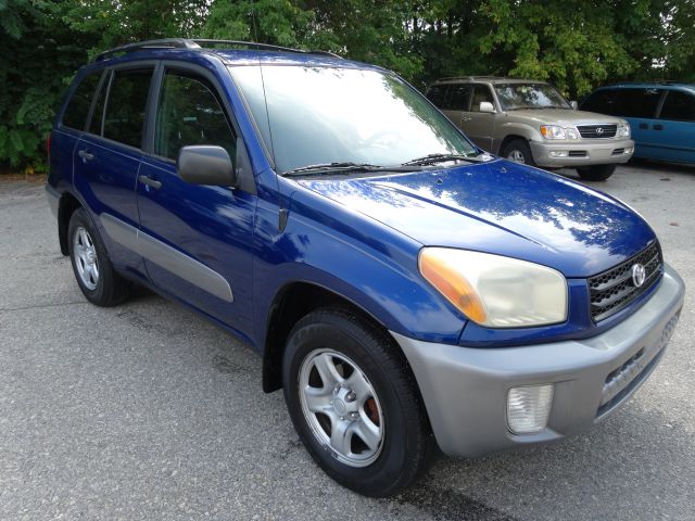 Toyota RAV4 2003 photo 2