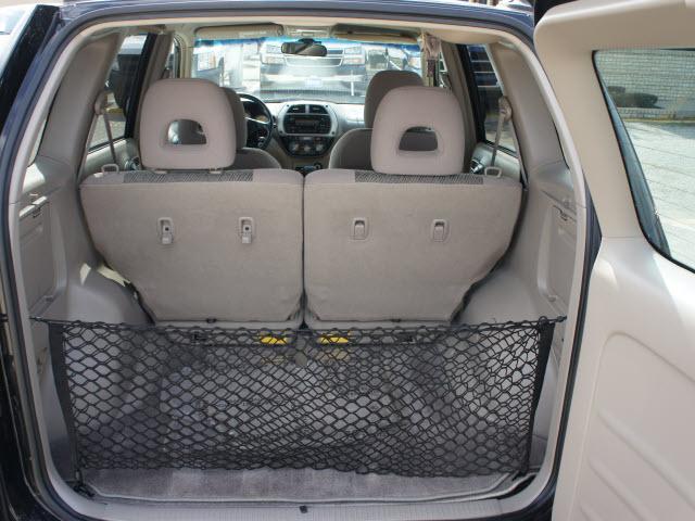Toyota RAV4 2003 photo 1