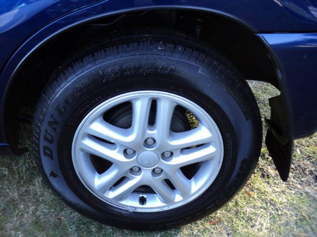 Toyota RAV4 2003 photo 2