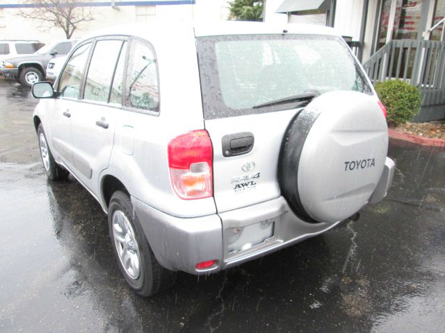 Toyota RAV4 2003 photo 4