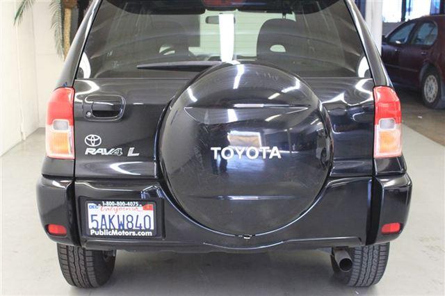 Toyota RAV4 2003 photo 4