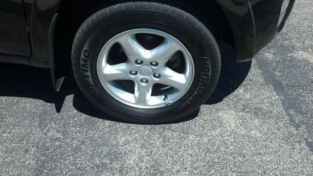 Toyota RAV4 2003 photo 3