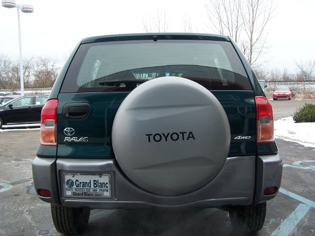 Toyota RAV4 2003 photo 0