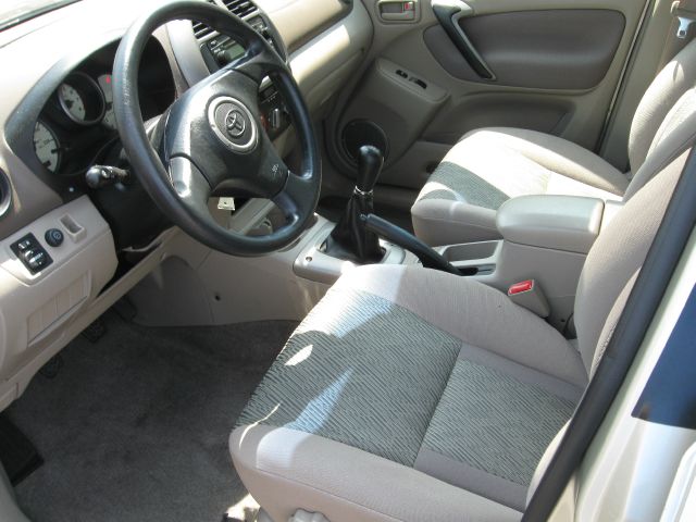 Toyota RAV4 2003 photo 6