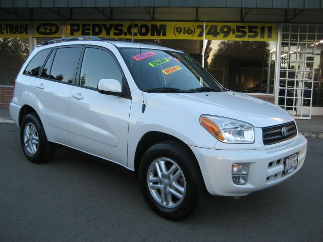 Toyota RAV4 2003 photo 2