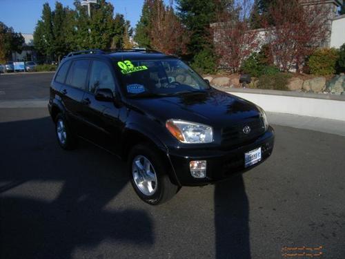 Toyota RAV4 2003 photo 2