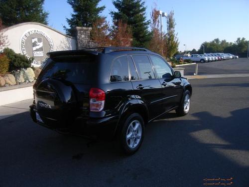 Toyota RAV4 2003 photo 4