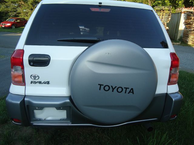 Toyota RAV4 2003 photo 4