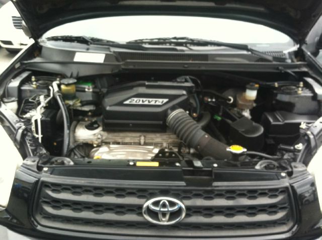 Toyota RAV4 2003 photo 2