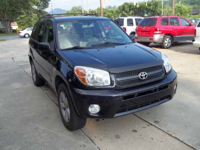Toyota RAV4 2004 photo 3