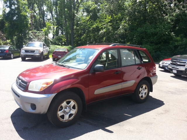 Toyota RAV4 Base SUV