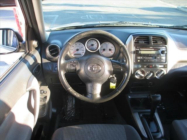 Toyota RAV4 Crew Cab 4X4 SUV