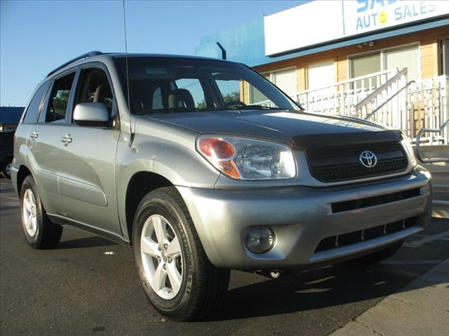 Toyota RAV4 2004 photo 4