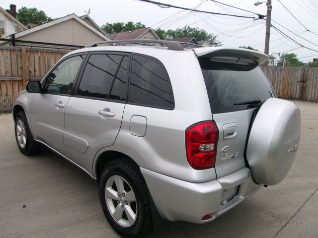 Toyota RAV4 4wd SUV